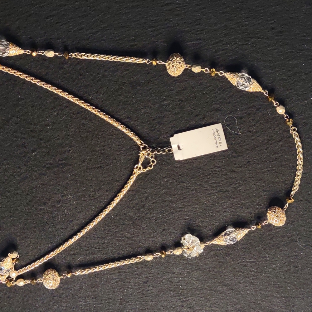An elegant necklace very long could be doubled brand new filigree, elegant